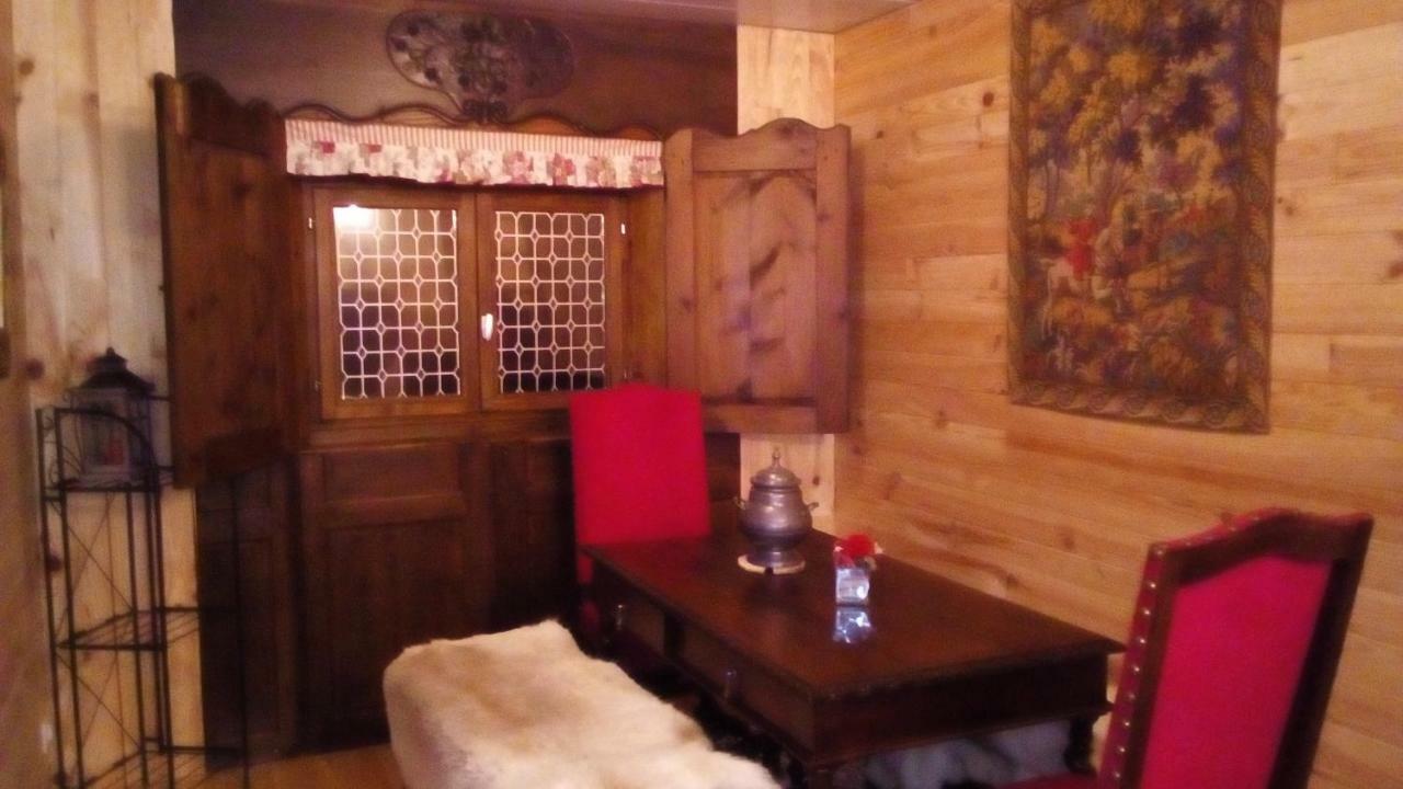 Ecuries Leseigneur - Camping Insolites Bolleville  Екстериор снимка